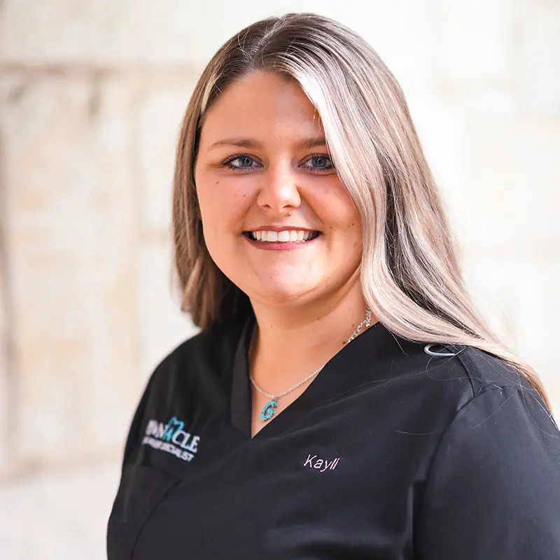 Kayli - Front Desk and Surgical Assistant