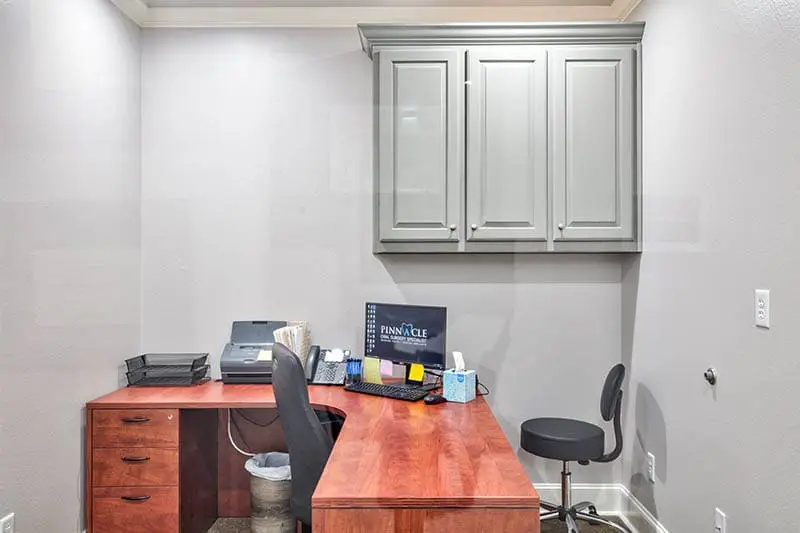 Oral Surgery Office | Pinnacle Oral Surgery Specialist