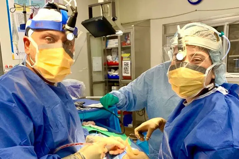 Drs Parekh and Rios in operatory | Pinnacle Oral Surgery Specialist